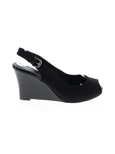 Pre-owned Donald J Pliner Wedges In Black