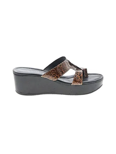 Pre-owned Donald J Pliner Wedges In Brown