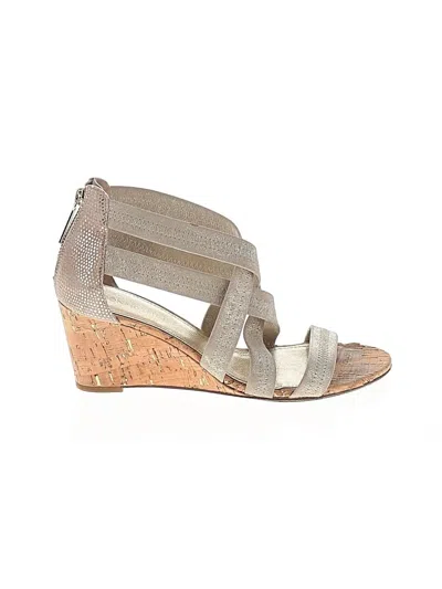 Pre-owned Donald J Pliner Wedges In Tan