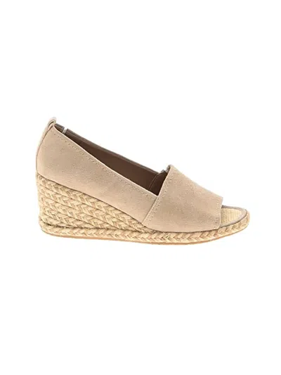 Pre-owned Donald J Pliner Wedges In Tan