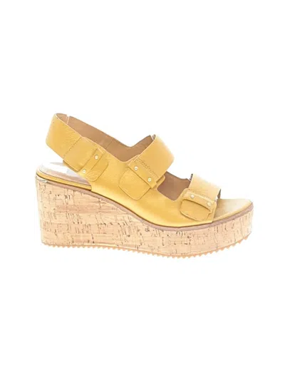 Pre-owned Donald J Pliner Wedges In Yellow