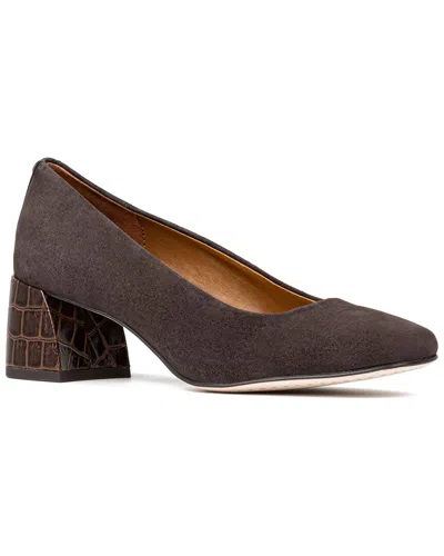 Donald Pliner Aquarius Pump In Brown
