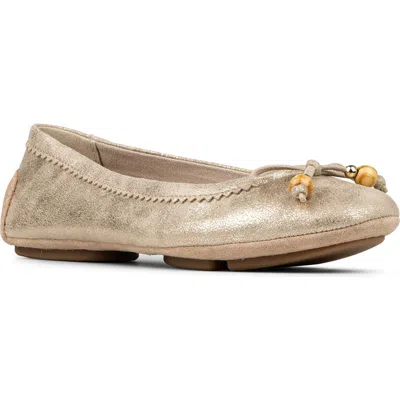 Donald Pliner Ballet Flat In Gold