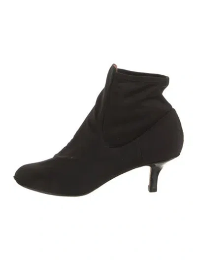 Pre-owned Donald Pliner Boots In Black