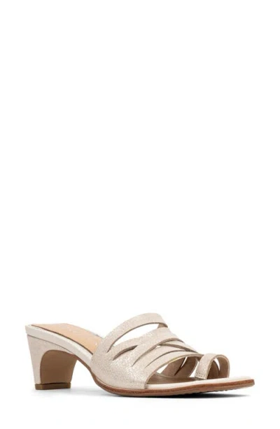 Donald Pliner Dayvi Toe Loop Sandal In Metallic