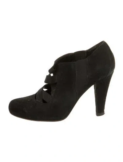 Pre-owned Donald Pliner Donald J Pliner Suede Pumps In Black