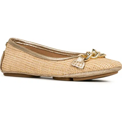 Donald Pliner Driver Ballet Flat In Sand