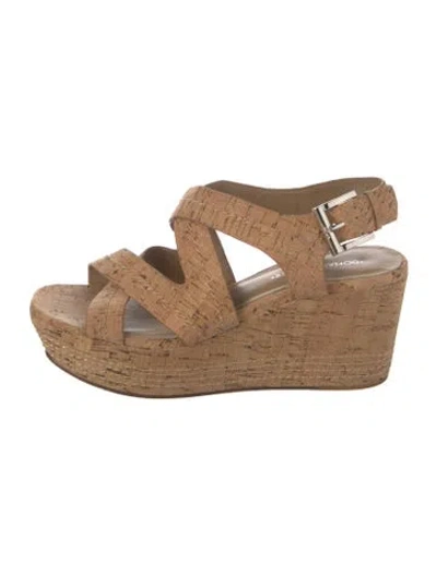 Pre-owned Donald Pliner Espadrilles In Neutral