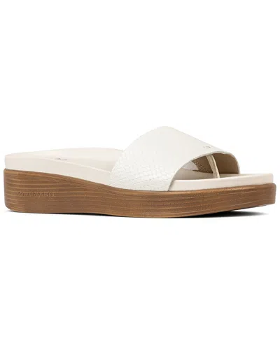 Donald Pliner Fiji Leather Footbed Sandal In Neutral