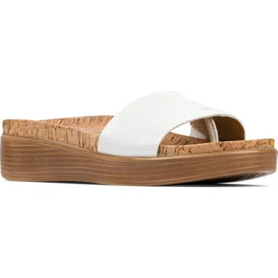 Donald Pliner Fiji Leather Footbed Sandal In White