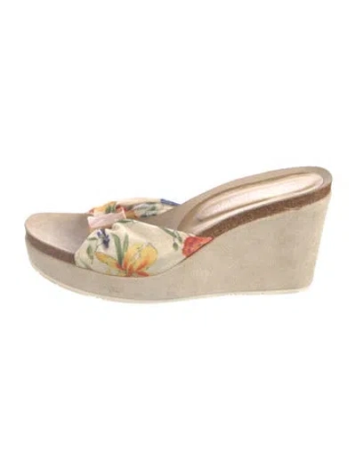 Pre-owned Donald Pliner Floral Print Slides In Neutral