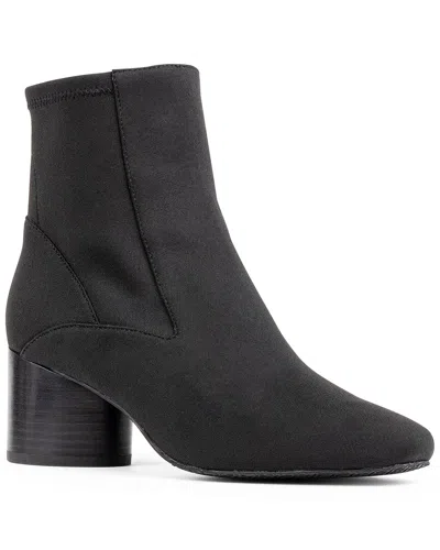 Donald Pliner Gaige Boot In Black Crepe
