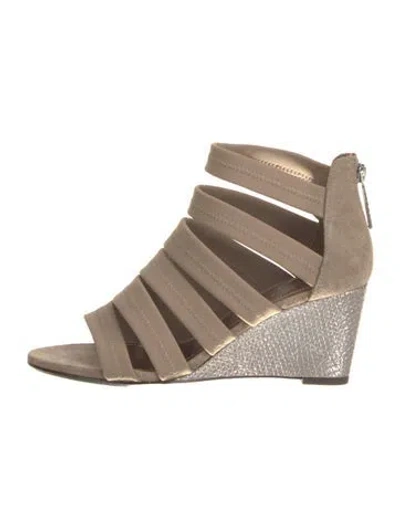 Pre-owned Donald Pliner Gladiator Sandals In Neutral