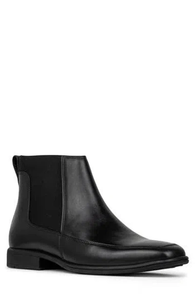Donald Pliner Gunter Chelsea Boot In Black/black