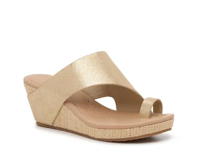 Donald Pliner Gyer Wedge Sandal In Brown