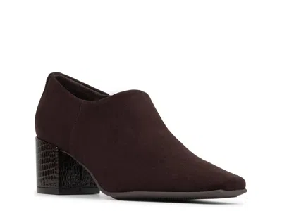 Donald Pliner Immasu Shootie In Brown