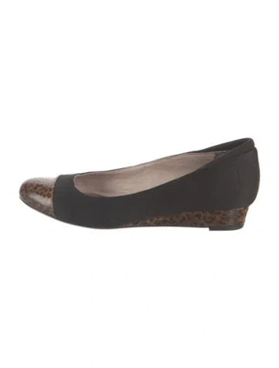 Pre-owned Donald Pliner Leather Animal Print Flats In Brown