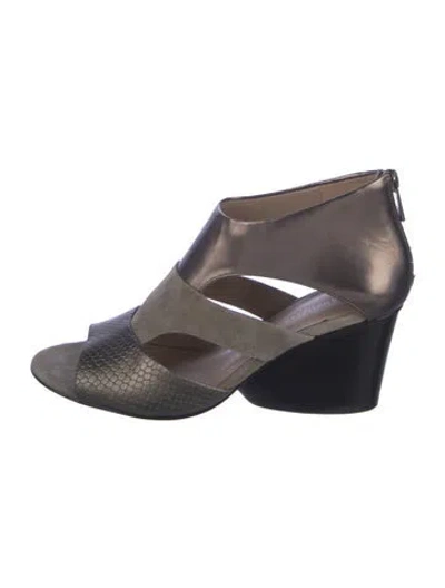 Pre-owned Donald Pliner Leather Animal Print Sandals In Grey
