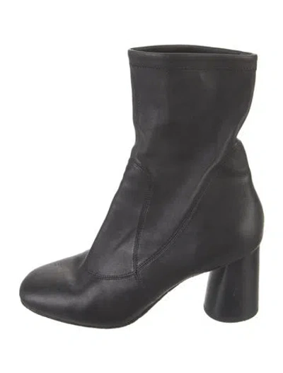 Pre-owned Donald Pliner Leather Boots In Black