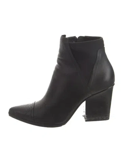 Pre-owned Donald Pliner Leather Boots In Black