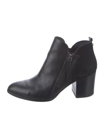 Pre-owned Donald Pliner Leather Boots In Black
