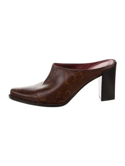 Pre-owned Donald Pliner Leather Boots In Brown