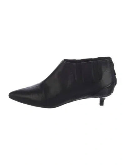 Pre-owned Donald Pliner Leather Chelsea Boots In Black