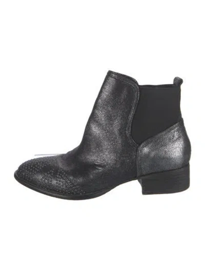 Pre-owned Donald Pliner Leather Chelsea Boots In Black