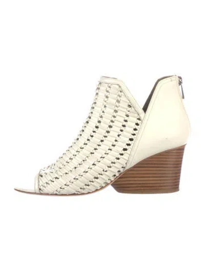 Pre-owned Donald Pliner Leather Colorblock Pattern Sandals In White