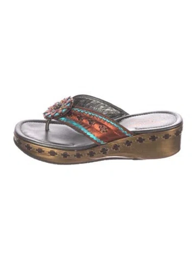 Pre-owned Donald Pliner Leather Colorblock Pattern T-strap Sandals In Metallic