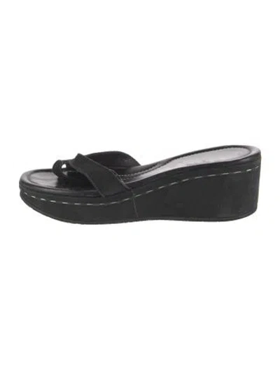 Pre-owned Donald Pliner Leather Flip Flops In Black