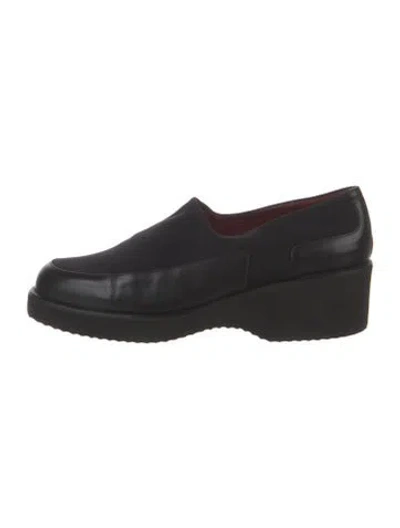 Pre-owned Donald Pliner Leather Loafers In Black