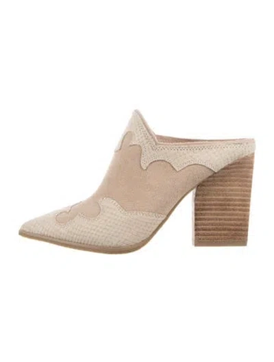 Pre-owned Donald Pliner Leather Mules In Neutral