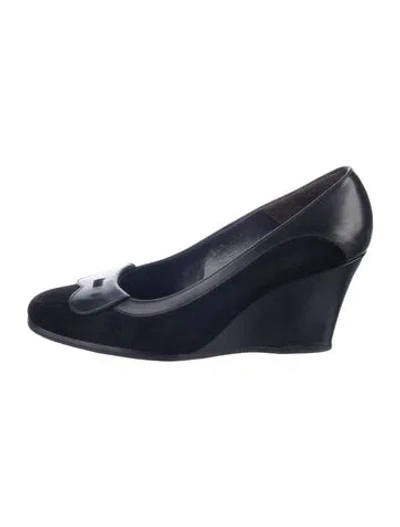Pre-owned Donald Pliner Leather Pumps In Black