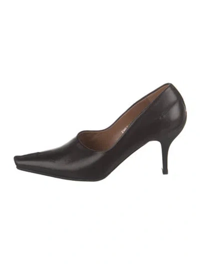Pre-owned Donald Pliner Leather Pumps In Black