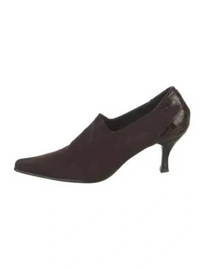 Pre-owned Donald Pliner Leather Pumps In Brown