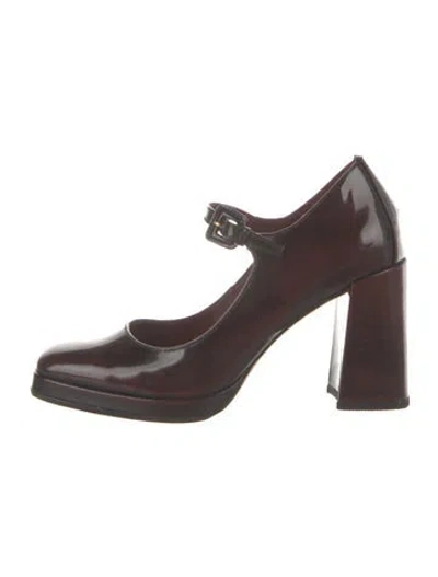 Pre-owned Donald Pliner Leather Pumps In Brown