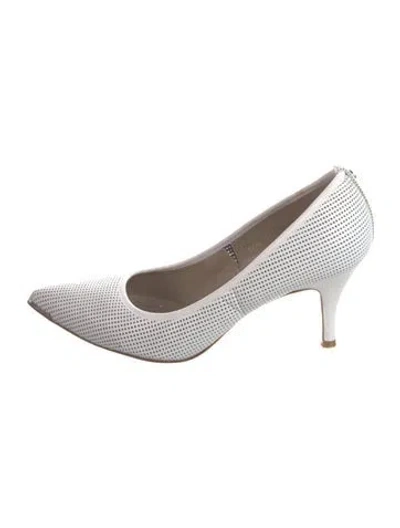Pre-owned Donald Pliner Leather Pumps In White