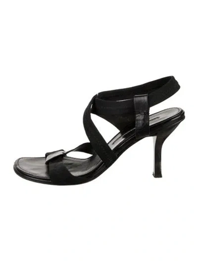 Pre-owned Donald Pliner Leather Sandals In Black
