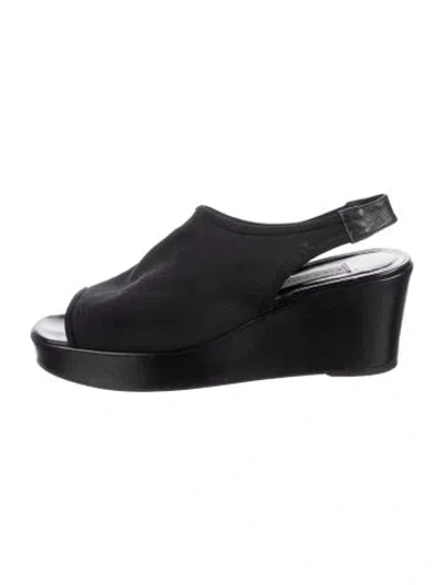 Pre-owned Donald Pliner Leather Sandals In Black