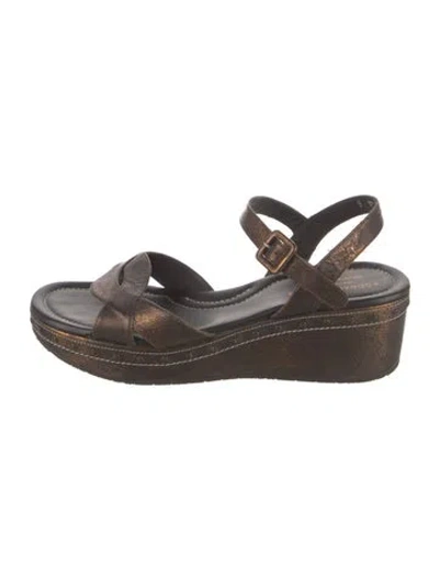 Pre-owned Donald Pliner Leather Sandals In Brown