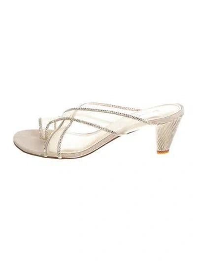 Pre-owned Donald Pliner Leather Sandals In Neutral