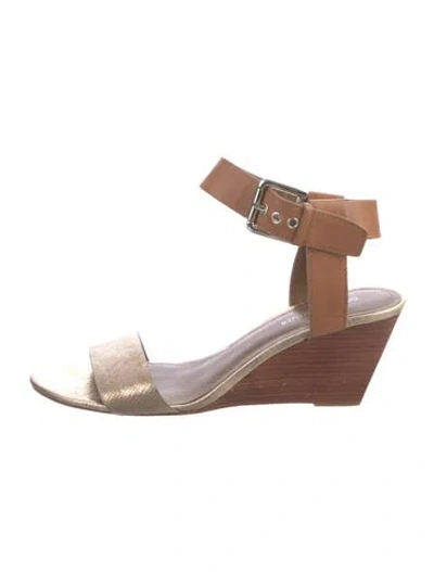 Pre-owned Donald Pliner Leather Sandals In Neutrals