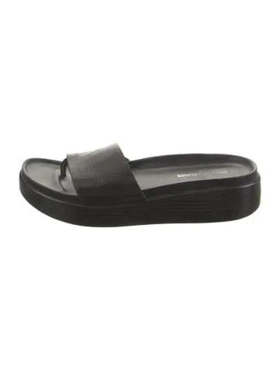 Pre-owned Donald Pliner Leather Slides In Black