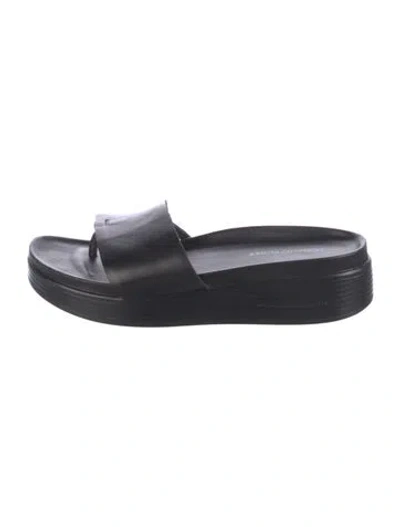 Pre-owned Donald Pliner Leather Slides In Black
