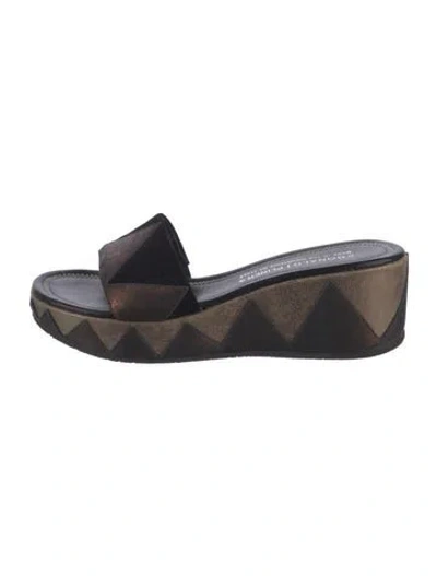 Pre-owned Donald Pliner Leather Slides In Black
