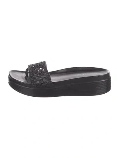 Pre-owned Donald Pliner Leather Slides In Black