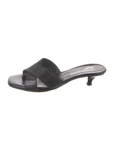 Pre-owned Donald Pliner Leather Slides In Black