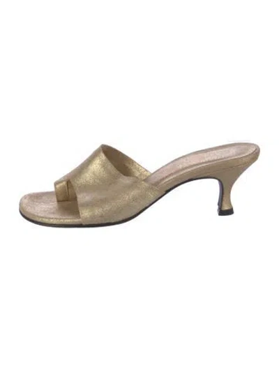 Pre-owned Donald Pliner Leather Slides In Gold