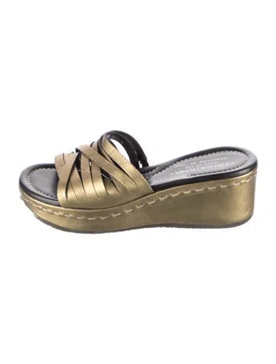 Pre-owned Donald Pliner Leather Slides In Gold